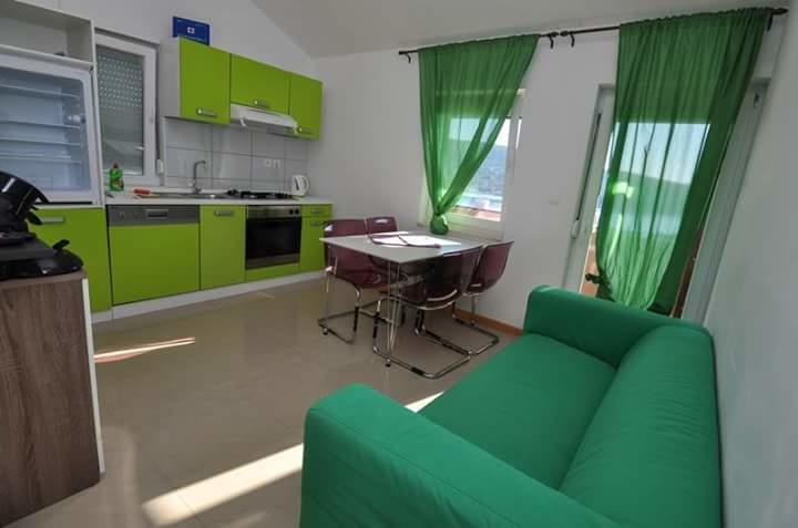 Panorama Sunset Apartments Đảo Đảo Cres Phòng bức ảnh